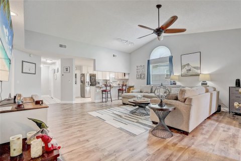 Casa en venta en Clermont, Florida, 2 dormitorios, 109.44 m2 № 1823005 - foto 8