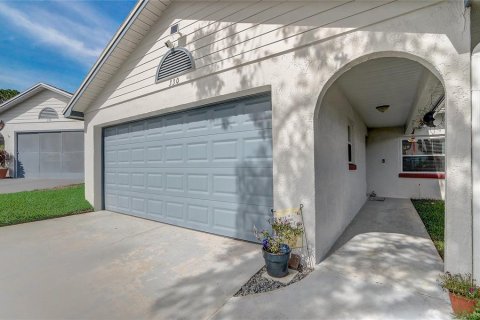 Casa en venta en Clermont, Florida, 2 dormitorios, 109.44 m2 № 1823005 - foto 2