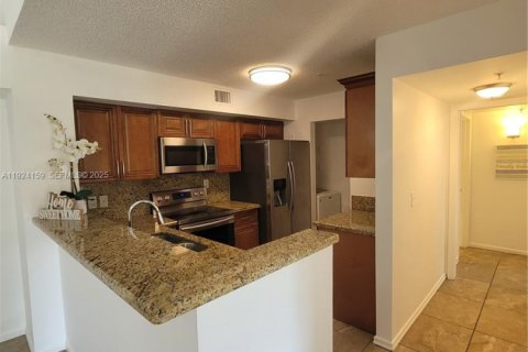 Copropriété à louer à Miramar, Floride: 3 chambres, 104.52 m2 № 1982223 - photo 3