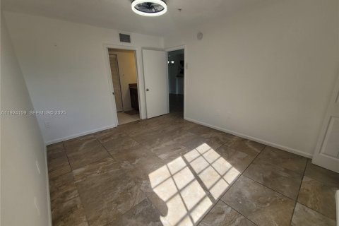 Copropriété à louer à Miramar, Floride: 3 chambres, 104.52 m2 № 1982223 - photo 15