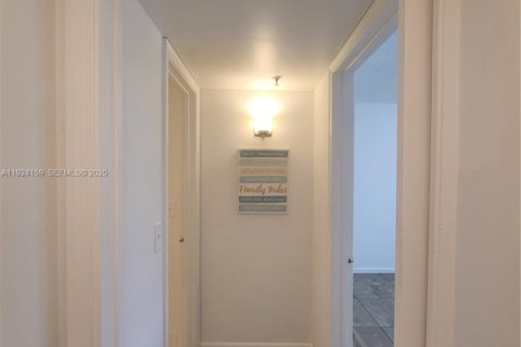 Copropriété à louer à Miramar, Floride: 3 chambres, 104.52 m2 № 1982223 - photo 16