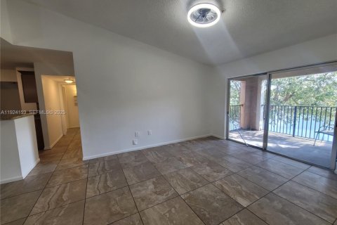 Copropriété à louer à Miramar, Floride: 3 chambres, 104.52 m2 № 1982223 - photo 10