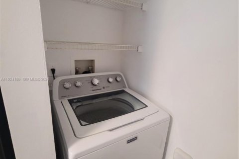 Copropriété à louer à Miramar, Floride: 3 chambres, 104.52 m2 № 1982223 - photo 22