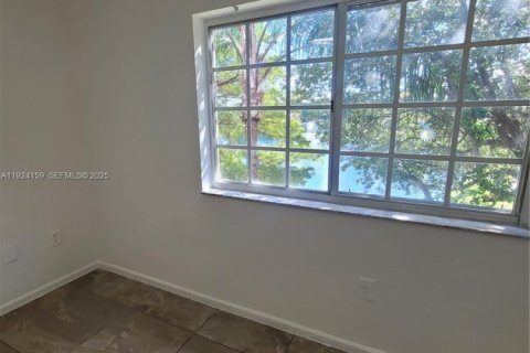 Copropriété à louer à Miramar, Floride: 3 chambres, 104.52 m2 № 1982223 - photo 12