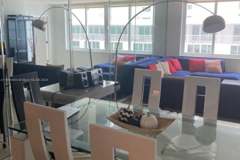 Apartamento en alquiler en Miami Beach, Florida, 2 dormitorios, 91.04 m2 № 1985153 - foto 15