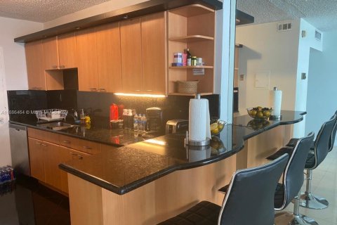 Apartamento en alquiler en Miami Beach, Florida, 2 dormitorios, 91.04 m2 № 1985153 - foto 21