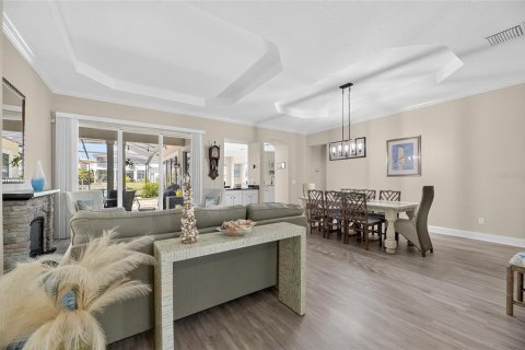 Villa ou maison à vendre à Apollo Beach, Floride: 3 chambres, 283.35 m2 № 1912277 - photo 10