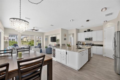 Villa ou maison à vendre à Apollo Beach, Floride: 3 chambres, 283.35 m2 № 1912277 - photo 19