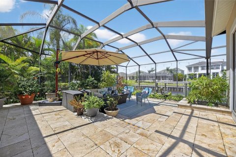 Villa ou maison à vendre à Apollo Beach, Floride: 3 chambres, 283.35 m2 № 1912277 - photo 3
