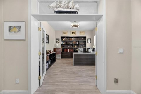 Villa ou maison à vendre à Apollo Beach, Floride: 3 chambres, 283.35 m2 № 1912277 - photo 8