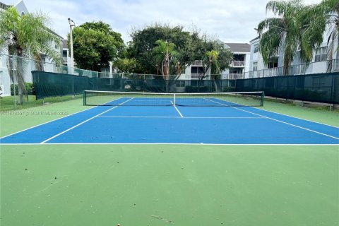 Appartement à louer à Cutler Bay, Floride: 2 chambres, 103.4 m2 № 1920505 - photo 18