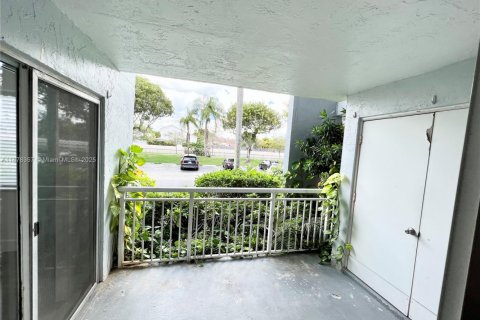 Appartement à louer à Cutler Bay, Floride: 2 chambres, 103.4 m2 № 1920505 - photo 14