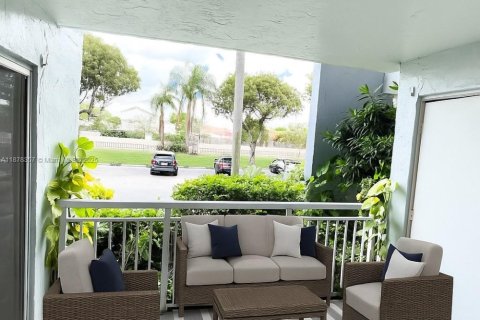 Appartement à louer à Cutler Bay, Floride: 2 chambres, 103.4 m2 № 1920505 - photo 4