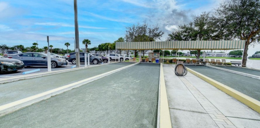 Condominio en West Palm Beach, Florida, 1 dormitorio № 1171352