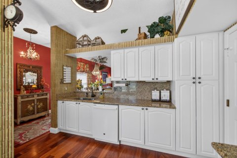 Casa en venta en Riviera Beach, Florida, 4 dormitorios, 175.59 m2 № 2367766 - foto 19