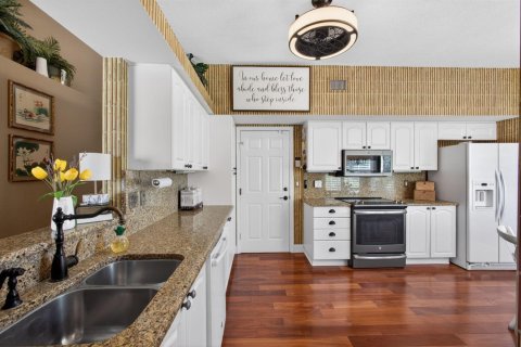 Casa en venta en Riviera Beach, Florida, 4 dormitorios, 175.59 m2 № 2367766 - foto 17