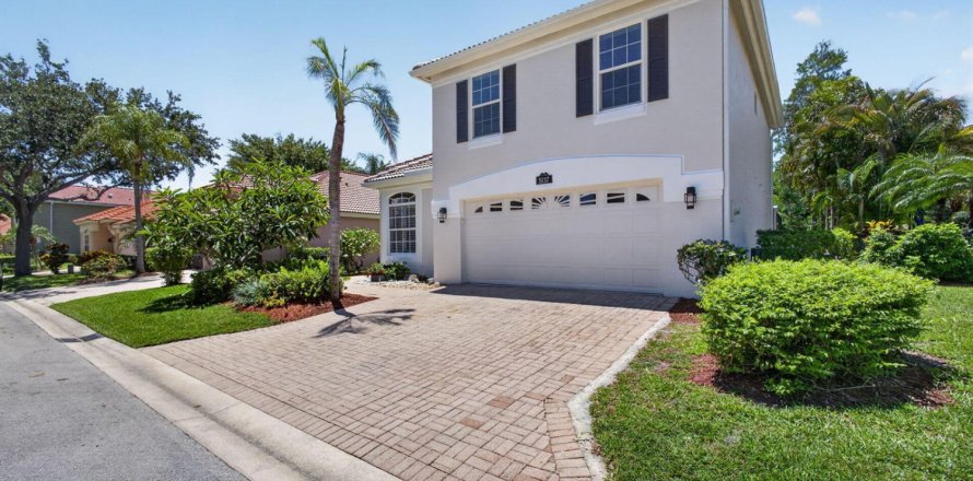Casa en Riviera Beach, Florida 4 dormitorios, 175.59 m2 № 2367766