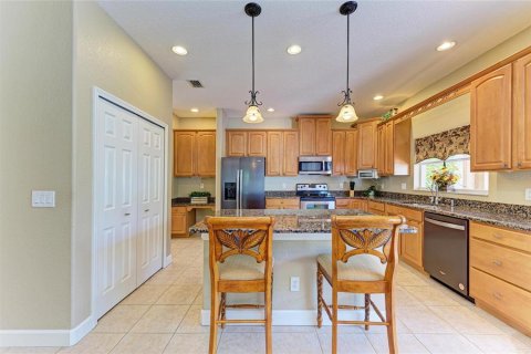 House in Bradenton, Florida 4 bedrooms, 303.79 sq.m. № 1886507 - photo 8
