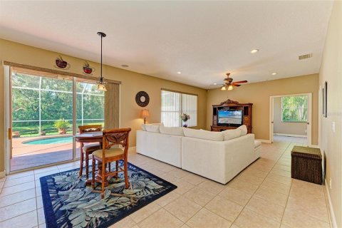 House in Bradenton, Florida 4 bedrooms, 303.79 sq.m. № 1886507 - photo 10