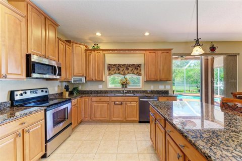 House in Bradenton, Florida 4 bedrooms, 303.79 sq.m. № 1886507 - photo 5