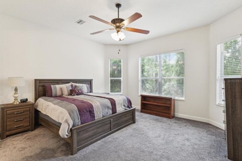 House in Weeki Wachee, Florida 3 bedrooms, 158.21 sq.m. № 1677747 - photo 27