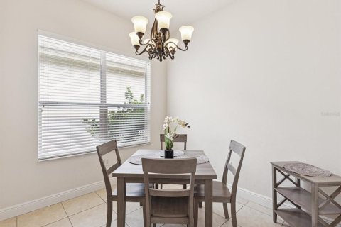 House in Weeki Wachee, Florida 3 bedrooms, 158.21 sq.m. № 1677747 - photo 18