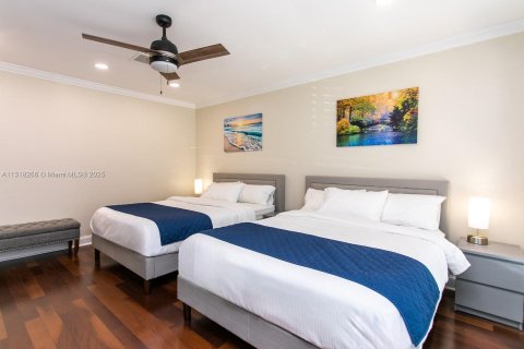 Villa ou maison à louer à Hollywood, Floride: 5 chambres, 197.88 m2 № 1979682 - photo 15