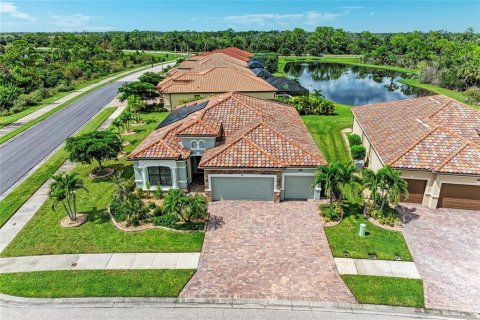 Casa en Venice, Florida 4 dormitorios, 209.12 m2 № 2386750