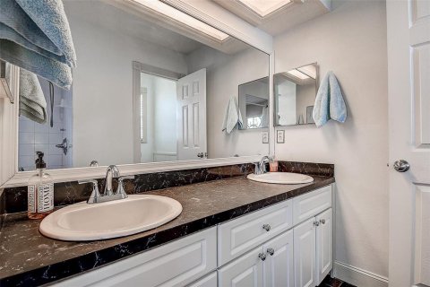 Casa en venta en Lutz, Florida, 4 dormitorios, 230.21 m2 № 1757496 - foto 30