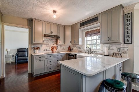 Casa en venta en Lutz, Florida, 4 dormitorios, 230.21 m2 № 1757496 - foto 13