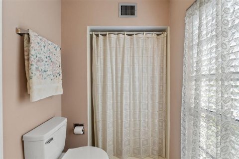 Villa ou maison à vendre à Leesburg, Floride: 5 chambres, 303.23 m2 № 2399251 - photo 28
