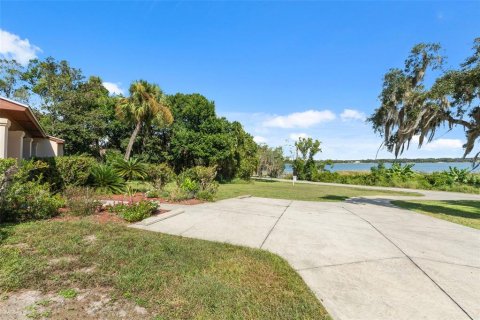 Villa ou maison à vendre à Leesburg, Floride: 5 chambres, 303.23 m2 № 2399251 - photo 6