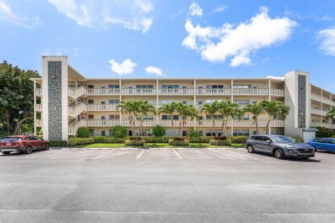 Condo in Deerfield Beach, Florida, 2 bedrooms  № 2191279