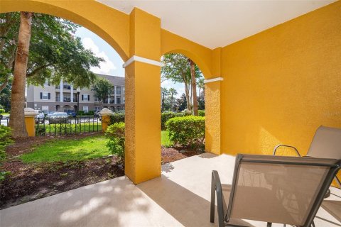 Condo in Orlando, Florida, 1 bedroom  № 1793001 - photo 17