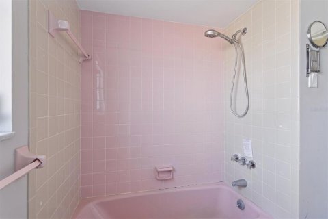 Villa ou maison à vendre à Port Richey, Floride: 2 chambres, 100.52 m2 № 2148069 - photo 22