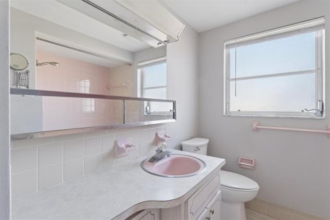 Villa ou maison à vendre à Port Richey, Floride: 2 chambres, 100.52 m2 № 2148069 - photo 20