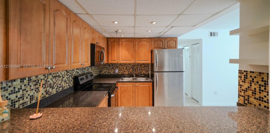 Condo à Miami, Floride, 2 chambres  № 2407623