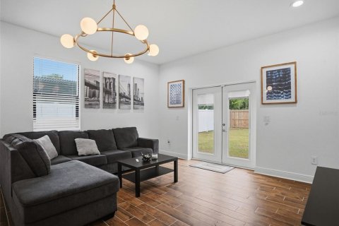 Villa ou maison à vendre à Tampa, Floride: 3 chambres, 151.62 m2 № 2405141 - photo 7
