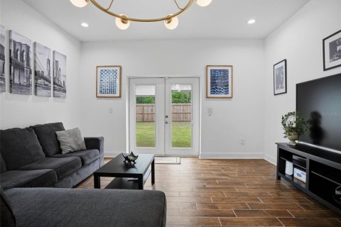 Villa ou maison à vendre à Tampa, Floride: 3 chambres, 151.62 m2 № 2405141 - photo 11
