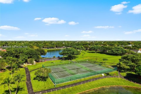 Villa ou maison à vendre à Cutler Bay, Floride: 3 chambres, 153.29 m2 № 2089557 - photo 29