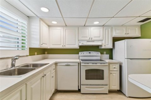 Купить кондоминиум в Брейдентон, Флорида 7 комнат, 85.93м2, № 1837391 - фото 13