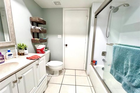Condo in Punta Gorda, Florida, 2 bedrooms  № 1612912 - photo 10