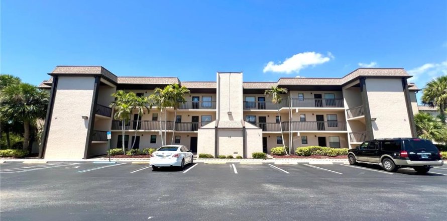 Condo in Punta Gorda, Florida, 2 bedrooms  № 1612912