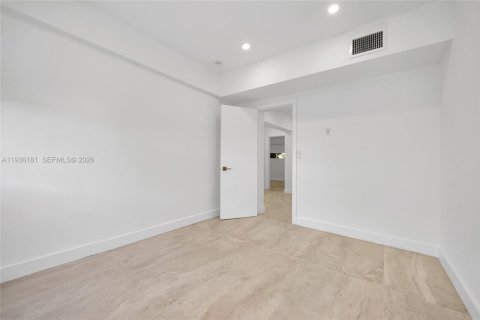 Купить виллу или дом в Майами, Флорида 4 спальни, 187.66м2, № 1995201 - фото 23