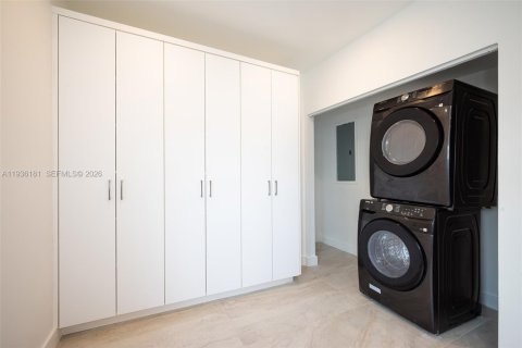 Купить виллу или дом в Майами, Флорида 4 спальни, 187.66м2, № 1995201 - фото 16