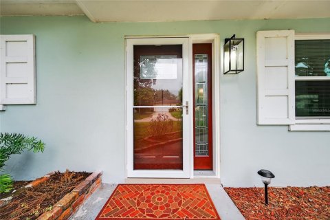 Casa en venta en Clearwater, Florida, 4 dormitorios, 156.82 m2 № 1910861 - foto 2