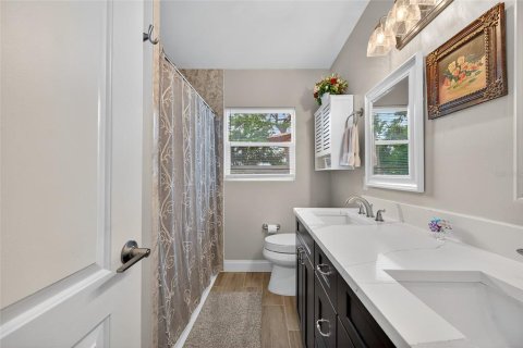 Casa en venta en Clearwater, Florida, 4 dormitorios, 156.82 m2 № 1910861 - foto 18