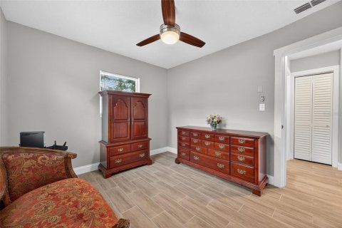 Casa en venta en Clearwater, Florida, 4 dormitorios, 156.82 m2 № 1910861 - foto 20