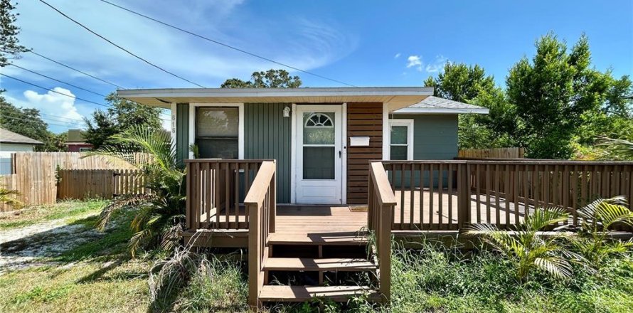 Villa ou maison à Saint Petersburg, Floride 2 chambres, 86.77 m2 № 1873199