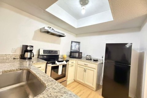 Adosado en venta en Kissimmee, Florida, 2 dormitorios, 117.52 m2 № 2229495 - foto 15